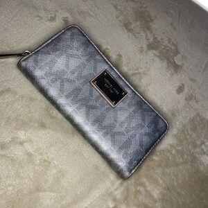 Elegant Silver Michael Kors Women's Wallet edgy classic with a twist